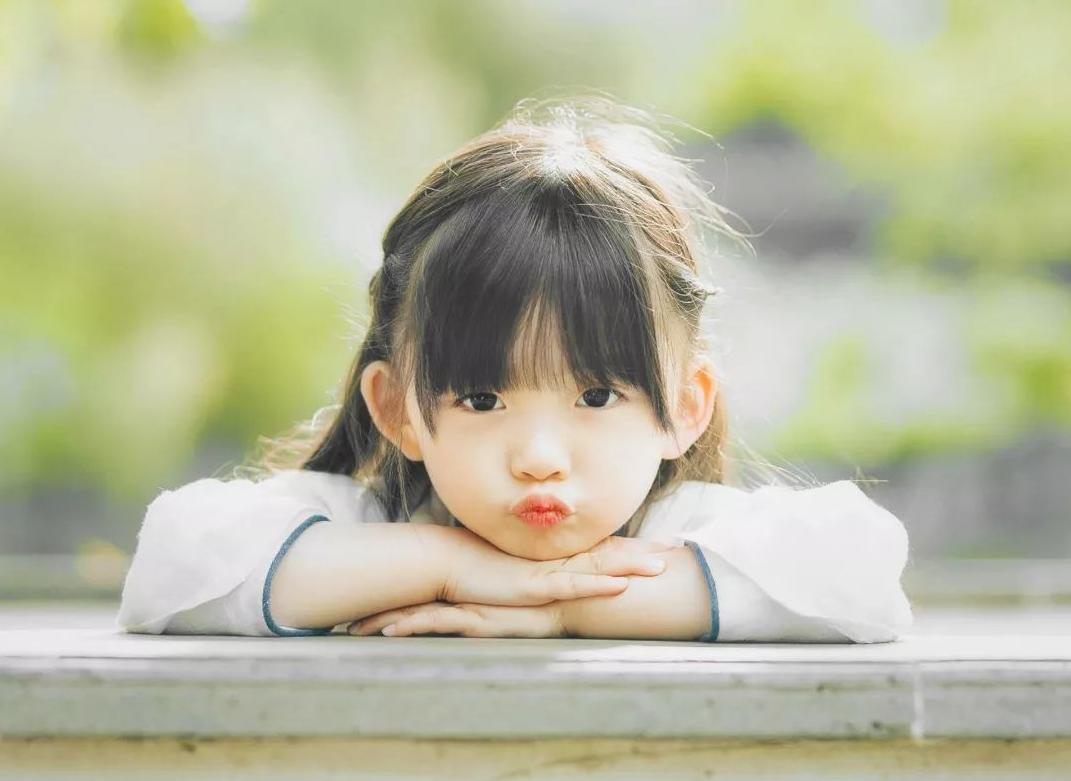 郑恺苗苗为女儿庆祝百天视频,郑恺和女儿百日宴