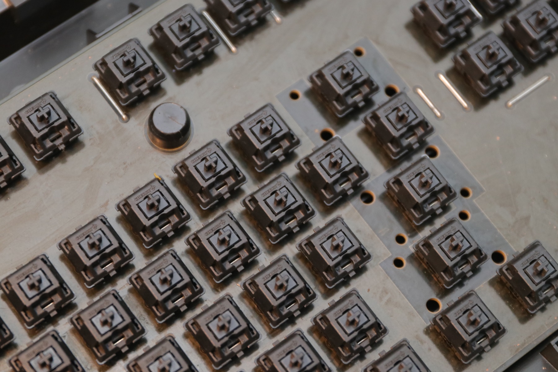 200元内性价比最高的机械黑轴键盘,不超过百元的红轴键盘