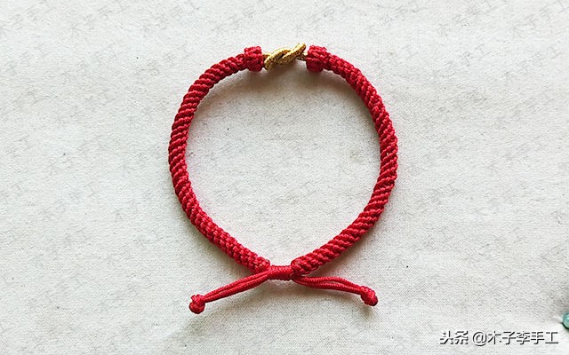 玉米结手链编织教程可伸缩,方形玉米结手链编法教程