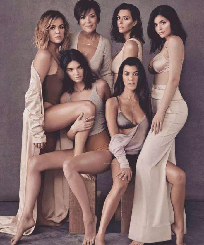 卡戴珊家族魅力有多强,美国第一社交名媛卡戴珊