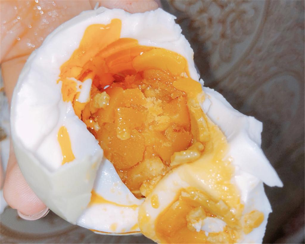 鸭蛋怎么腌好吃又简单,鸭蛋怎么腌好吃及配方