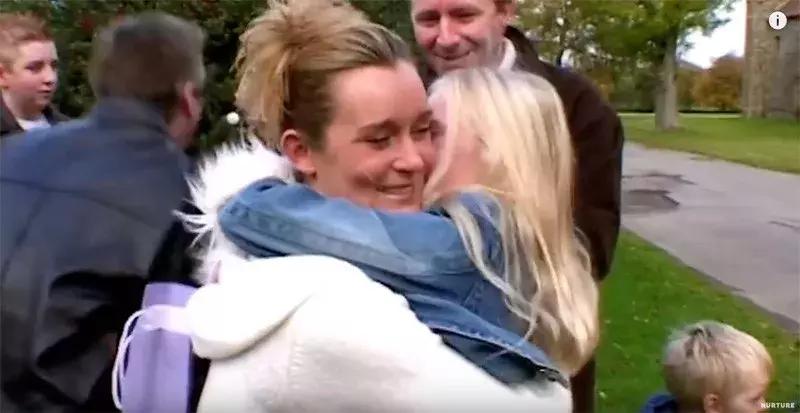 没有大人管的小孩子,没有大人管的孩子