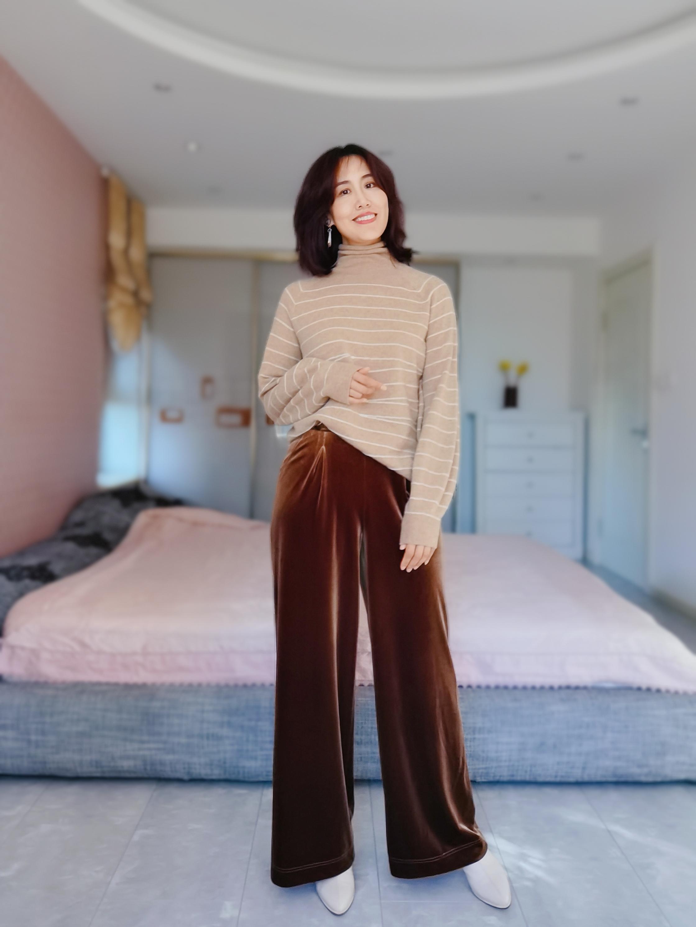 那些衣品好的姑娘，原来是用对了衣服的“软硬松紧”