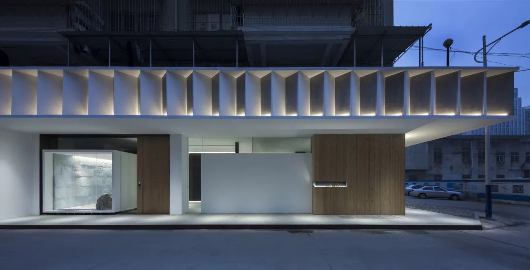 拯救城市遗忘边角的一间办公室|Between之间设计_欧模网