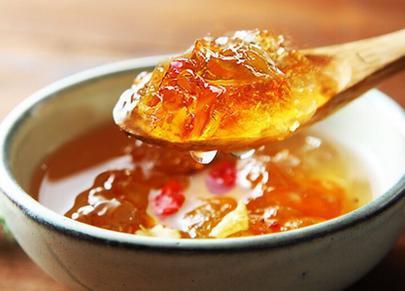 保健品*局骗**从冬虫夏草到壳寡糖、酵素、松花粉、灵芝粉，再到桃胶