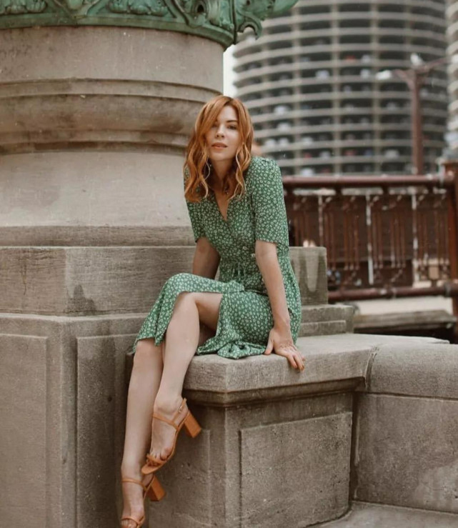 半腰裙今年最流行,今年最流行的显得高贵女士裙