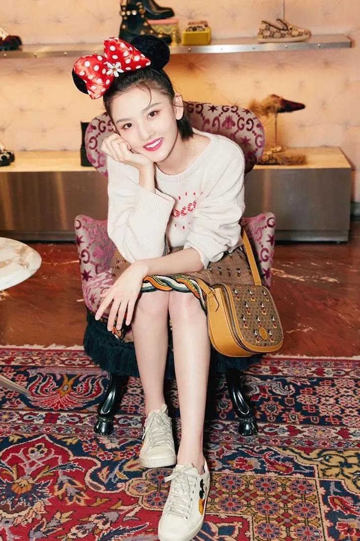 迪丽热巴薄唇,把迪丽热巴换成黄金比例脸