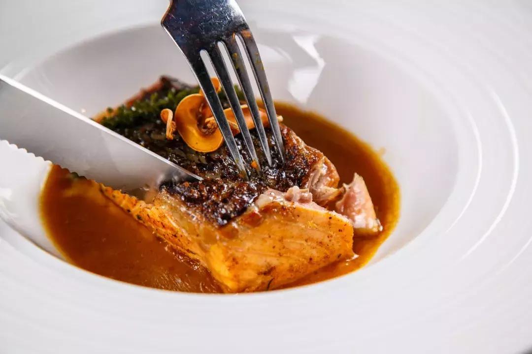 万元抽奖!送戴森卷发棒+TF口红!这家花园西餐厅让我开始嫌弃男友!