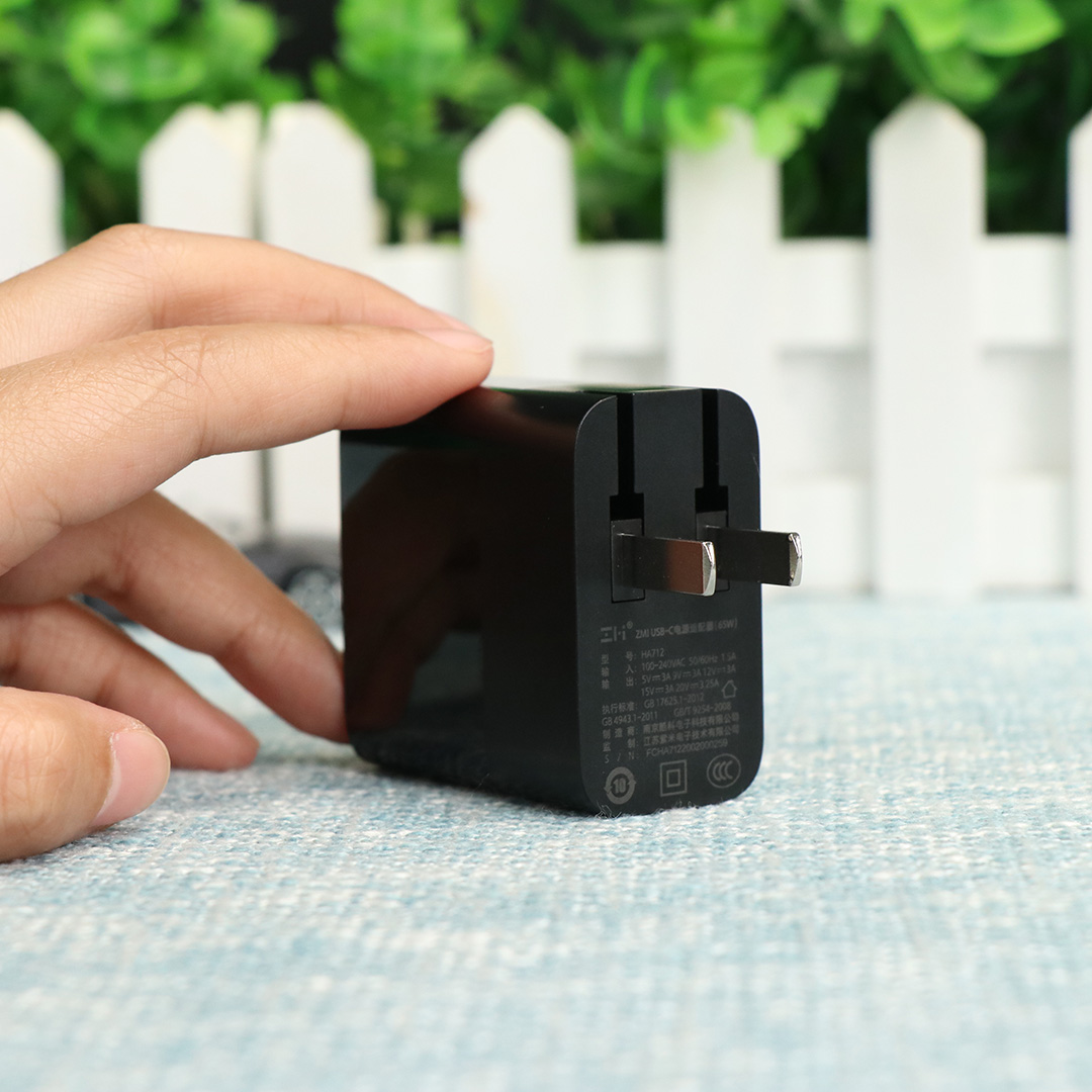 推荐一款简单好用的手机充电器,手机有什么小型充电器