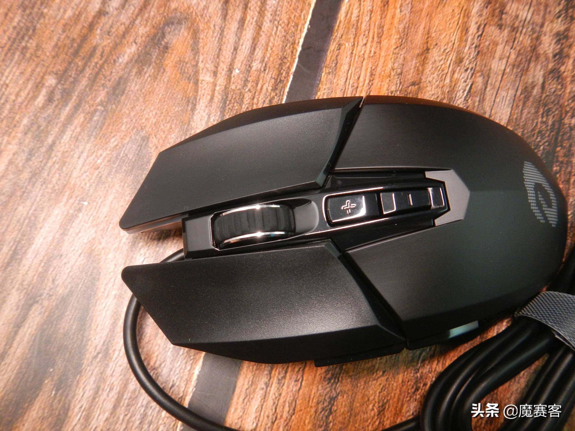 达尔优牧马人鼠标em905,达尔优em915kbs和罗技g502哪个好