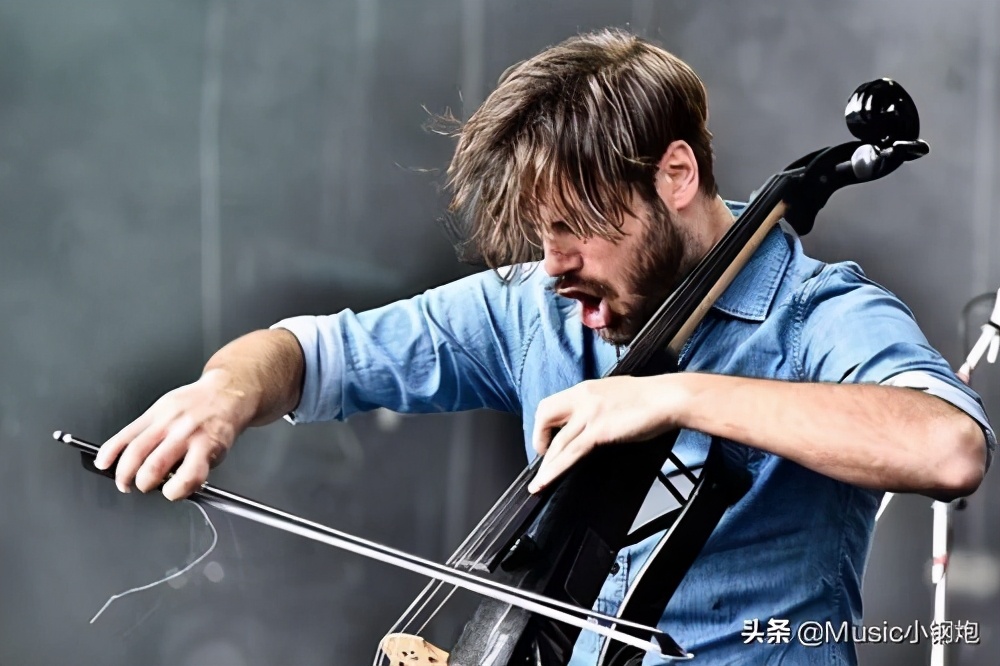 小提琴名曲查尔达什是谁的作品,查尔达什舞曲大提琴与小提琴合奏