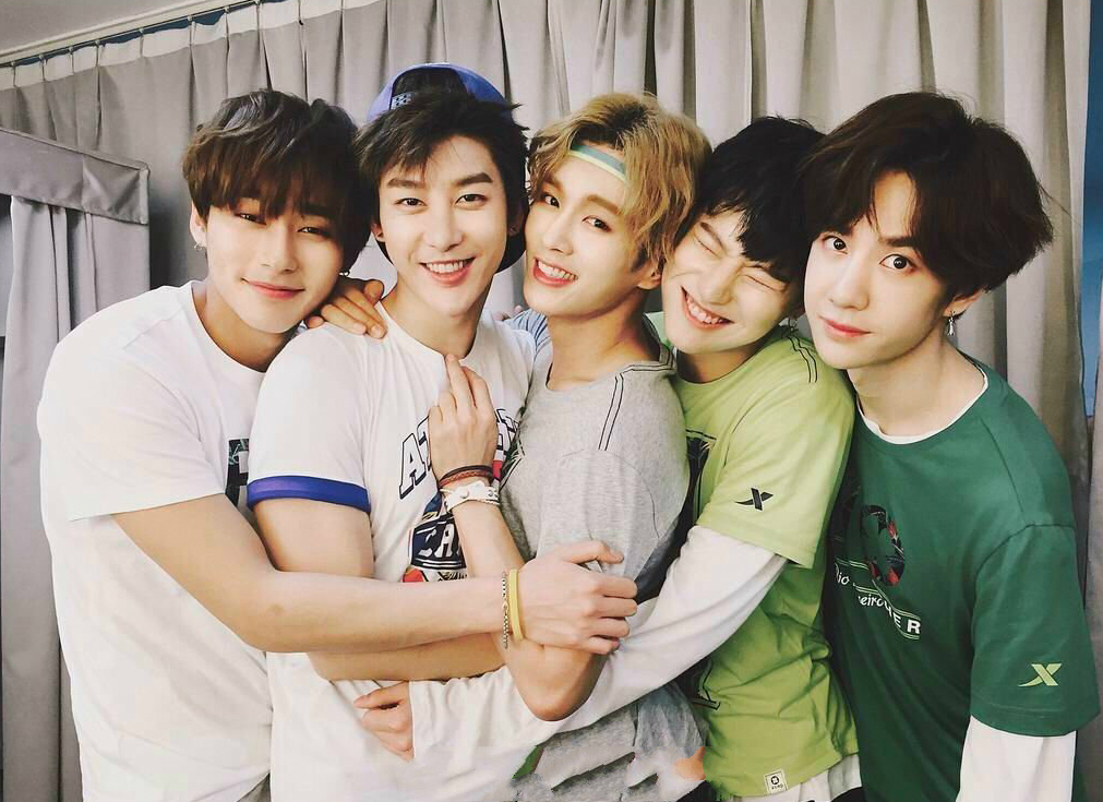 王一博乐华朱正廷,uniq乐华王一博周艺轩李汶翰