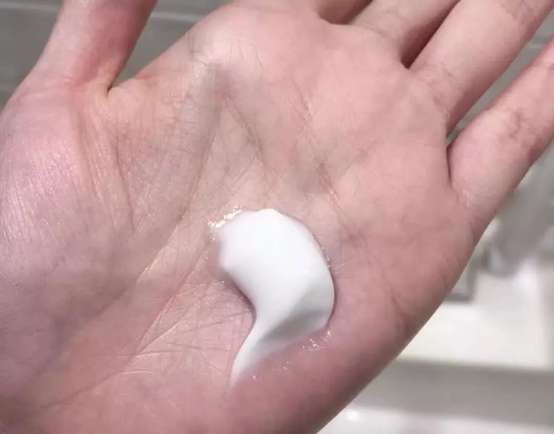 8款洗面奶谁用谁踩雷,这三款洗面奶被列入烂脸黑名单