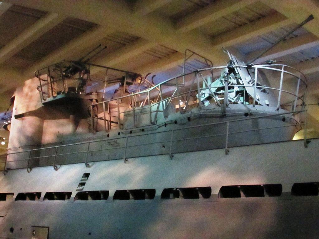 废弃战机改造成潜艇？伊朗绝密蛙人潜艇照片曝光