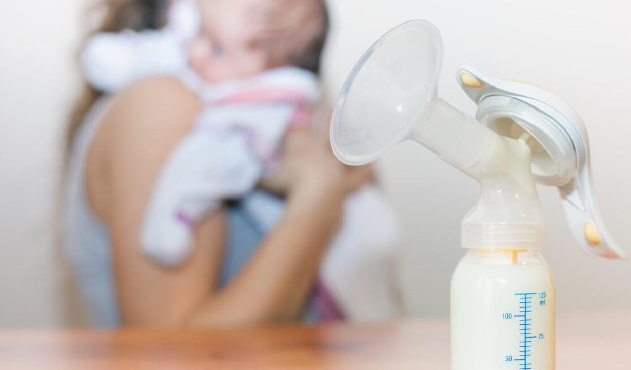 解冻母乳的正确方法你真的会吗？有2种方式用不得，当心吃坏孩子