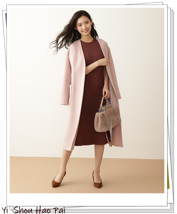 粉色外套怎么内搭,粉色外套怎么搭配下装