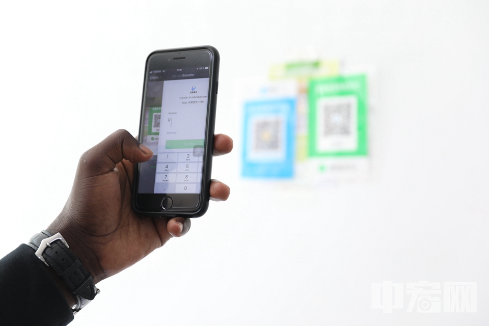 这位来自非洲的“吕布”如今成了“中国通”