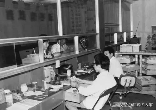 沈阳妇女拿3斤黄金去银行换钱,1980年一妇女拿三斤黄金