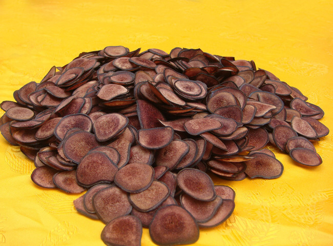 中药材鹿茸草现在多少钱一斤,中药材鹿茸功效