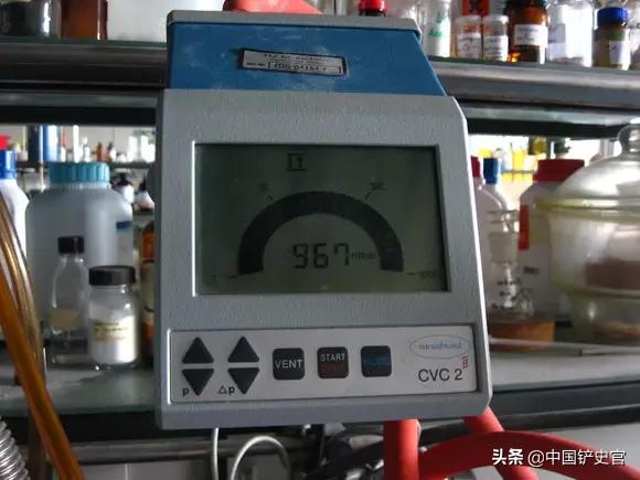 德国某大学实验室,大家进来感受一下