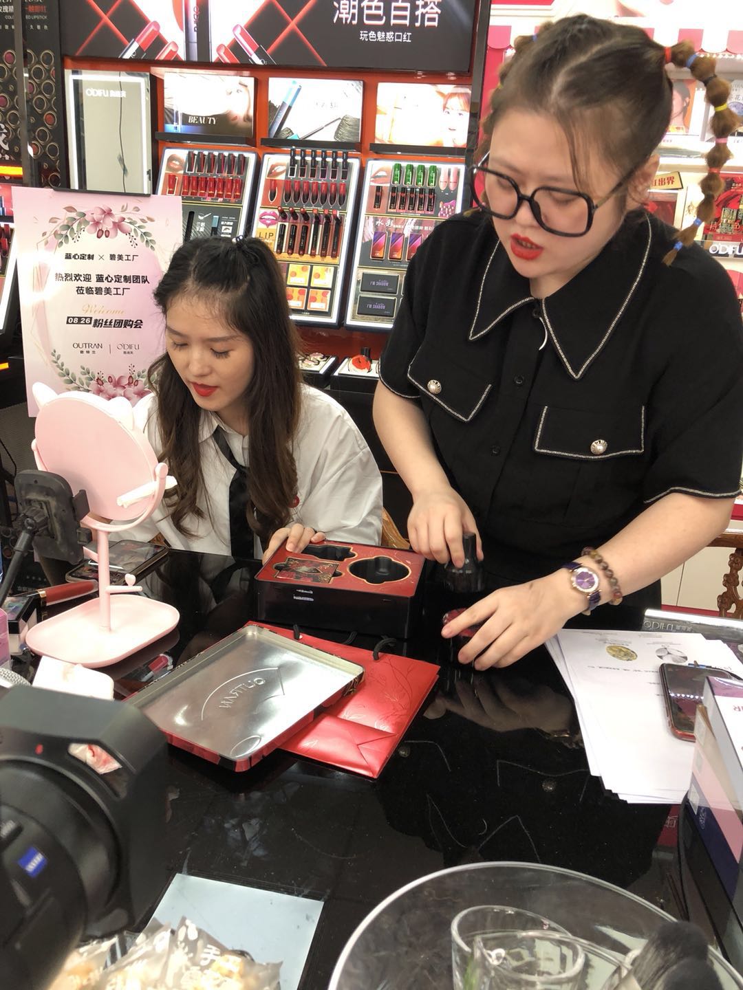 蓝心定制工厂,蓝心定制直播鞋子