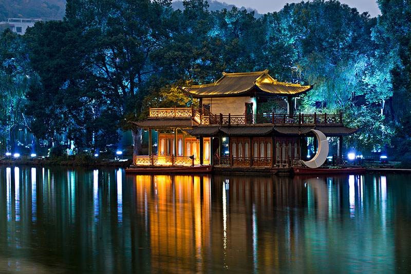 西安古城墙夜景抖音,抖音西安夜景哪里好看