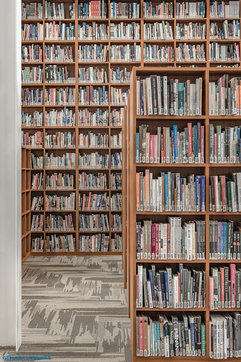 李忠:用钢笔记录粉笔