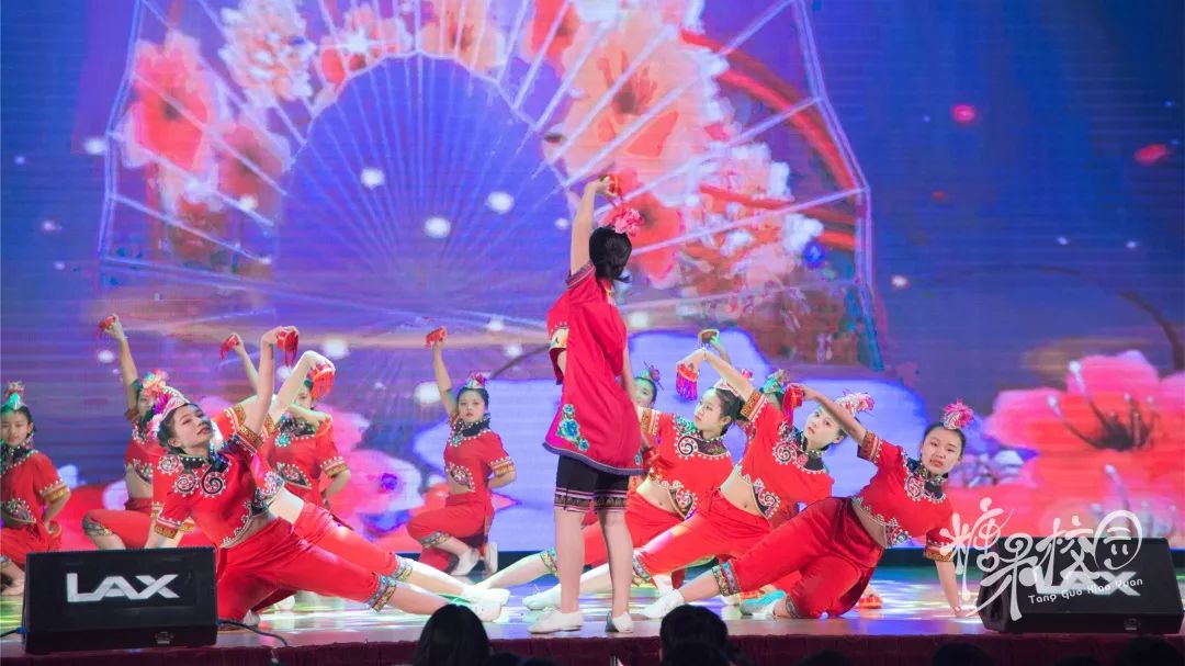 缘聚求实谱写历史篇章展望未来开启迢迢征程昆十中白塔新年盛会