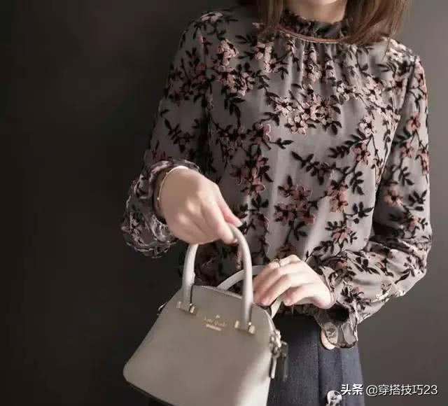 过年内搭打底衫 (过年打底衣内搭)