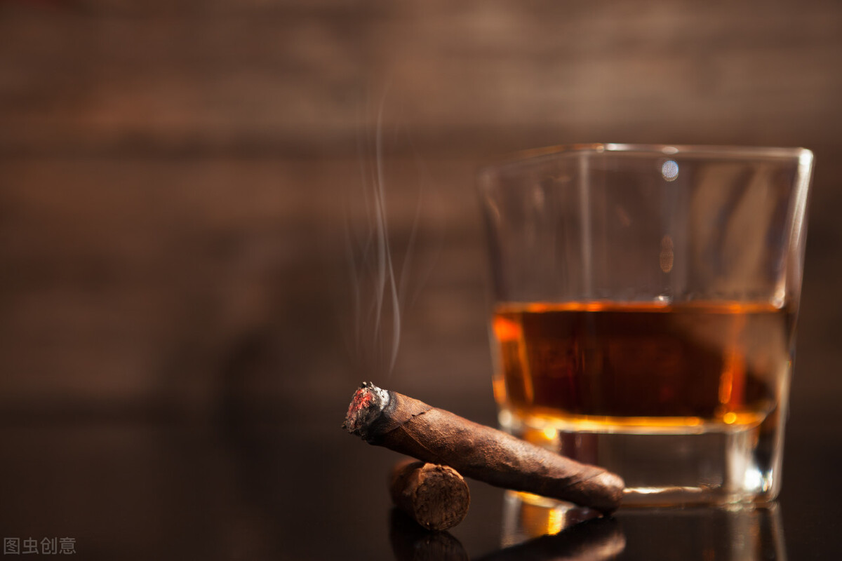 哪些用药误区会导致肝脏受损,长期吃药如何避免对肝脏伤害