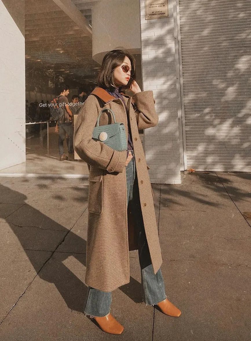 墨绿色格纹大衣怎样搭配好看,短款格纹毛呢大衣的搭配方法