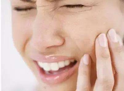 口腔六大常见疾病，专家建议这样做