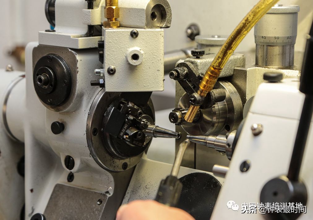 欧米茄手表一般保修多久,名表售后保养