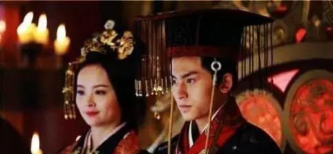 两汉二十六帝有一个很奇怪的特点：名字越生僻命越不好