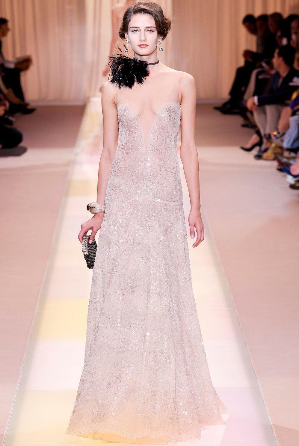 刘亦菲走红毯穿的礼服 (刘亦菲结婚了吗2017)