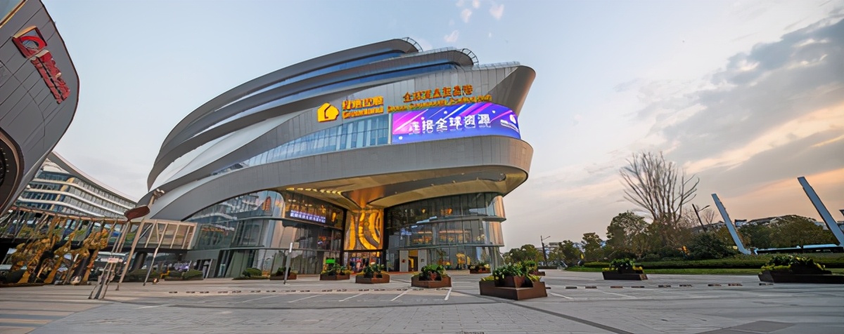 时尚潮流新热点！绿地珠宝时尚高定品牌VIP品鉴会圆满落幕