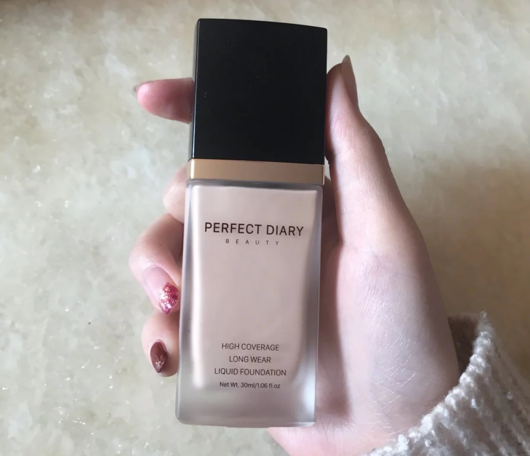 生活费2000化妆品3000,生活费1000化妆品推荐