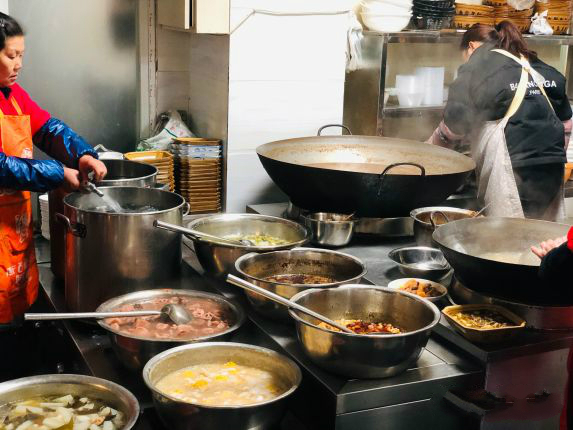 成都双流肥肠哪家好吃,成都双流肥肠血旺