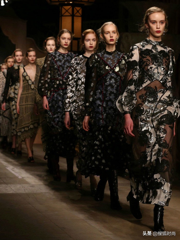 李宇春、杨幂同款仙女裙,千元就能拿下