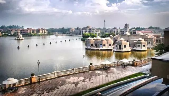 英伦风情小镇旅游推荐,游玩欧式风格小镇