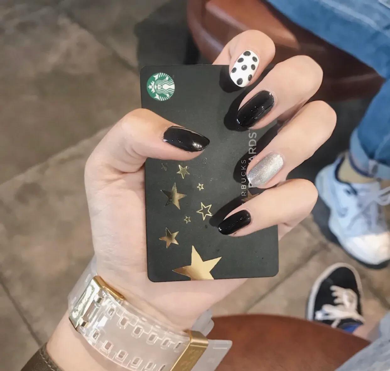 周末凌晨海底捞69折可以做美甲吗,海底捞凌晨12点后可以做美甲吗