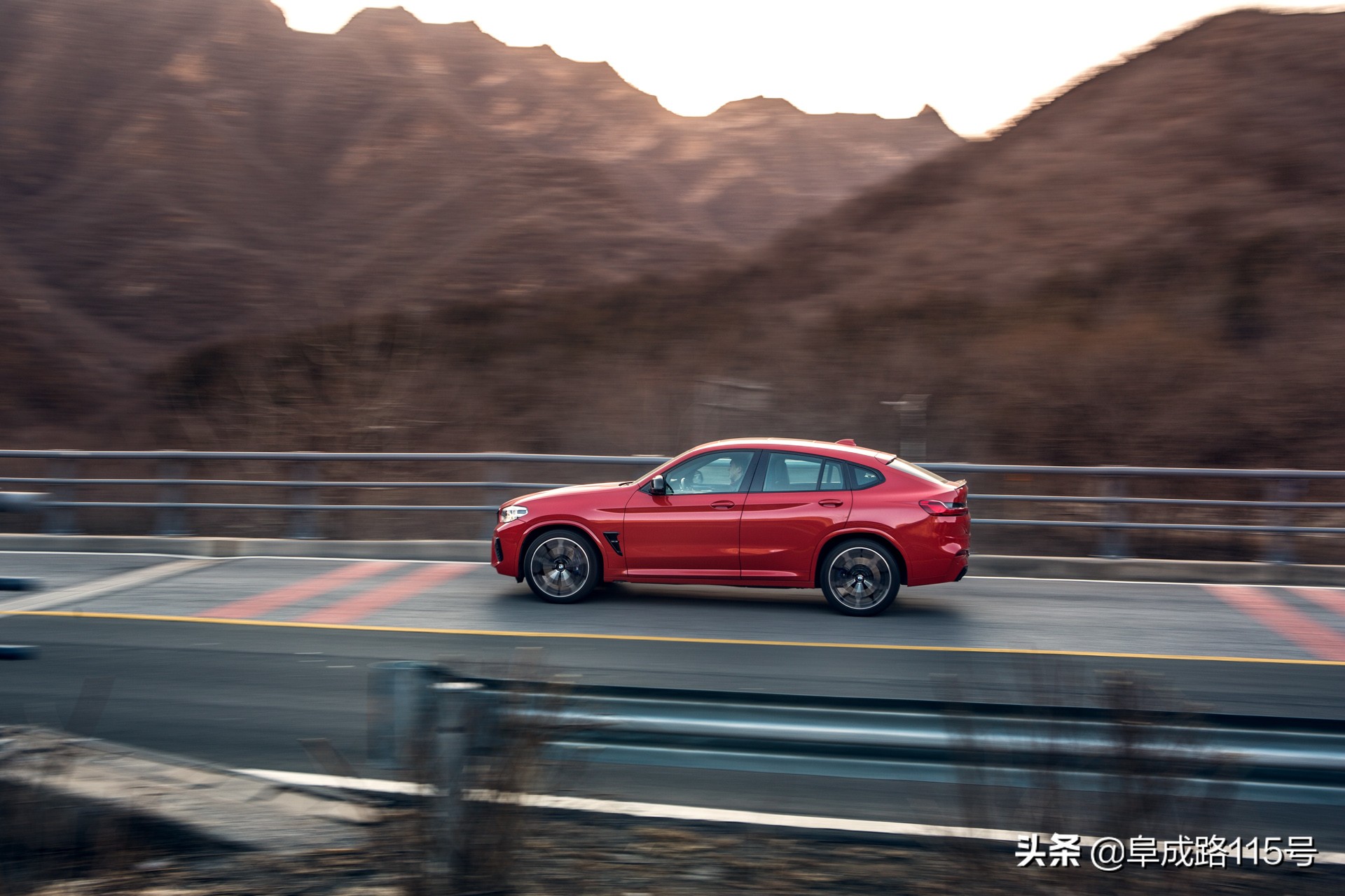 买发动机送车的是什么车,宝马x4m引擎