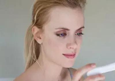 排卵期出血会影响怀孕吗,排卵期最后一天出血是怀孕征兆