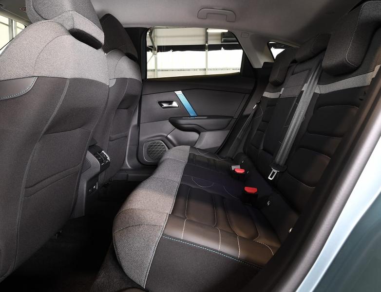 闆搧榫檆4l灞佽偂鏀硅,闆搧榫檆3xr瓒呭竻鏀硅