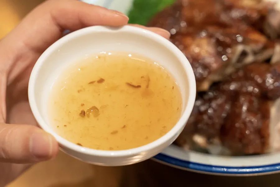 魔都粉鸭哪家好吃,烧鸭油鸡饭哪个好吃