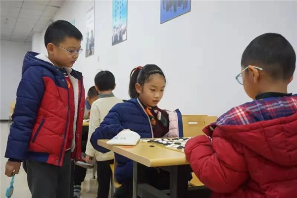 病床上的神奇围棋老师：心中有棋，人生便有了风景