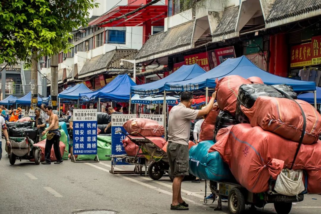 30条社会生活潜规则及道理,31条生活潜规则句句真理