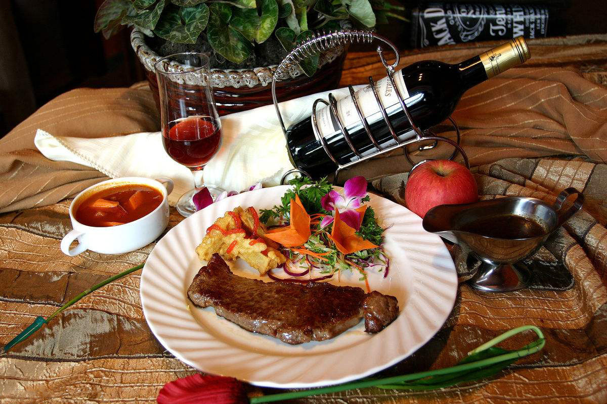 葡萄酒配餐知识,配牛排葡萄酒推荐