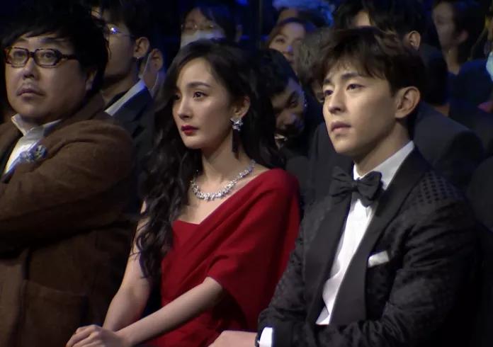 张雨绮装杨幂视频,张雨绮杨幂脸部高清特写