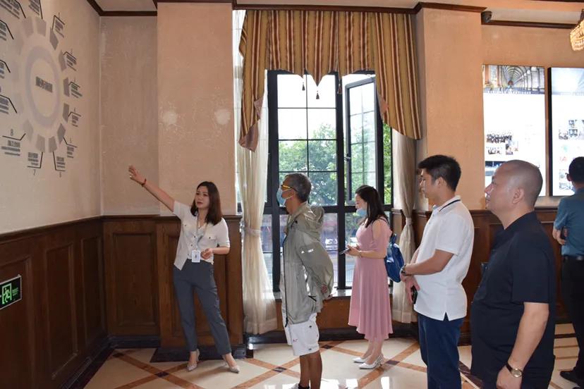 内行见内行，谁也不慌张「第二站上海紫苹果装饰集团」